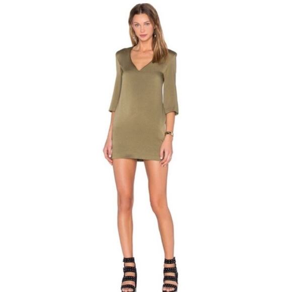 ELLIATT Fearless Pockets Mini Dress in Khaki Green, Size Small - Picture 1 of 14